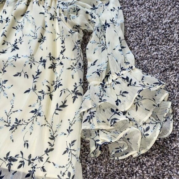 Cece Ruffle Off Shoulder Top - Picture 5 of 8